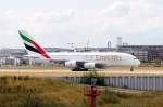 Ein Airbus A-380-861 von Emirates Airline mit der Test Reg.: F-WWAG wird sp�ter die Kennung A6-EDL aufgenommen am 27.07.10 am Flughafen Hamburg-Finkenwerder.