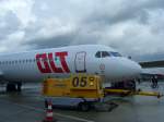 OLT, Fokker 100, D-AOLG auf dem Flugplatz von Finkenwerder. Aufgenommen am 05.09.09.